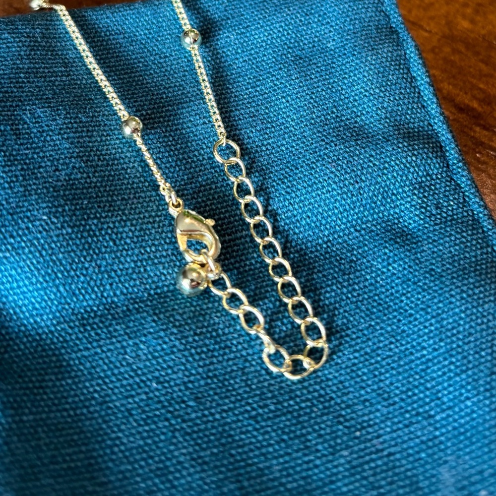 Uncommon James Heart Necklace - Picture 3 of 3